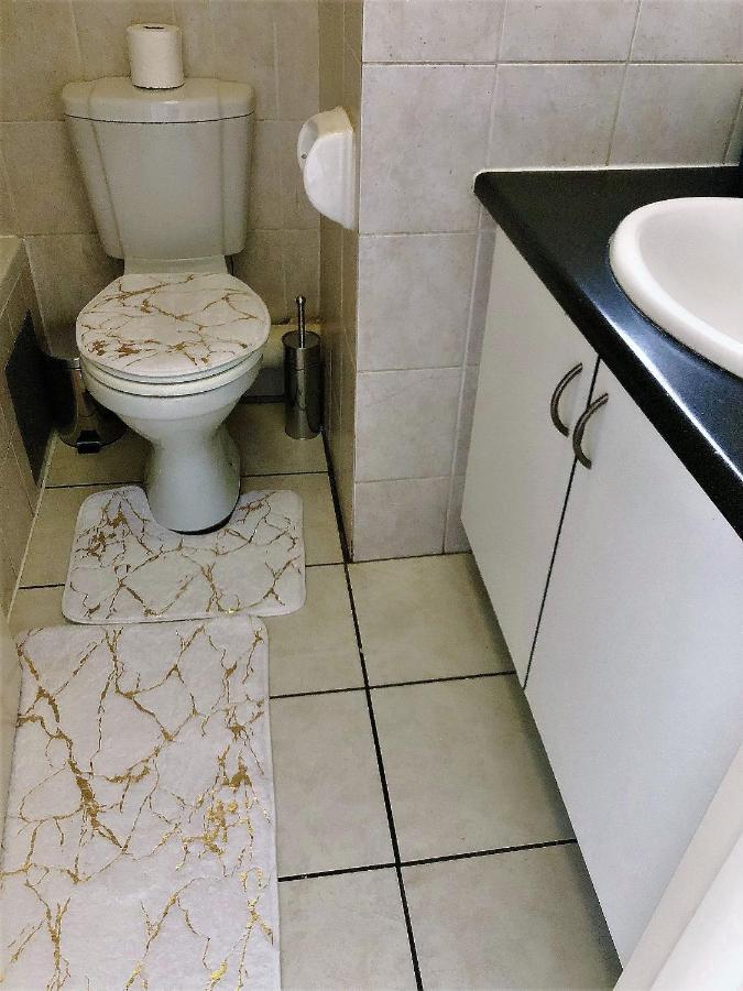 @Menlyn Place, Menlyn Maine, Pretoria - Accommodation ภายนอก รูปภาพ