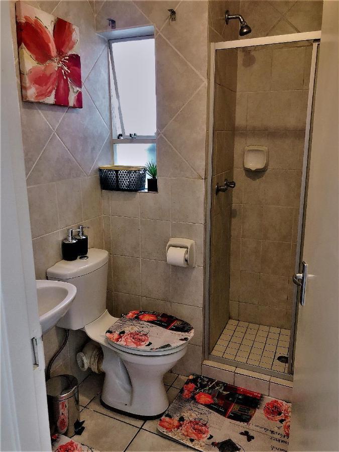 @Menlyn Place, Menlyn Maine, Pretoria - Accommodation ภายนอก รูปภาพ